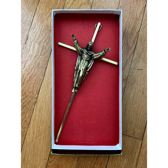 Vintage Brass Crucifix Jesus on a cross with Box Wall Hanging 10" x 5" - Picture 1 of 5